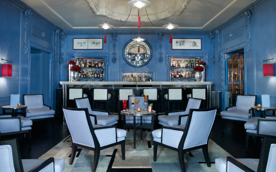 Blue bar at London Berkeley hotel by David Collins