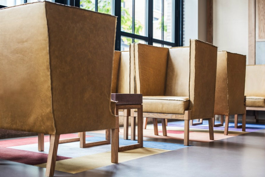 bar design ideas with modern chairs